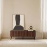 Mueble TV 130 cm Nogal 3 Puertas Layla Topmueble Ambiente
