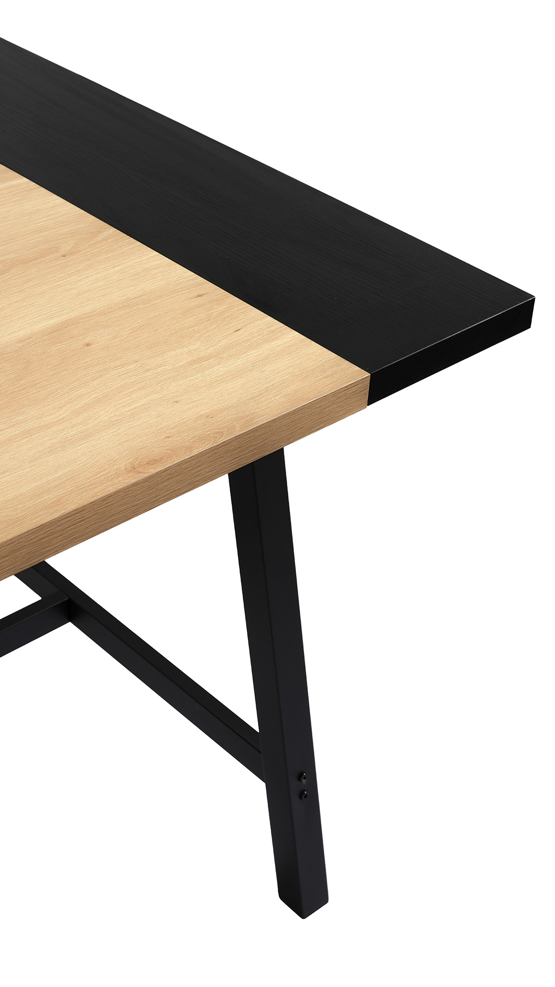 Mesa Comedor 240 cm Roble Negro Skog Detalle | Top Mueble