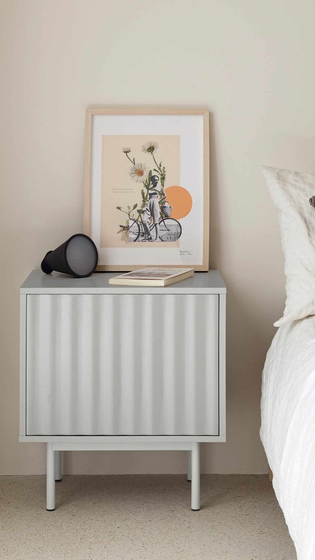 Mesita de noche contemporanea Sierra | Top Mueble