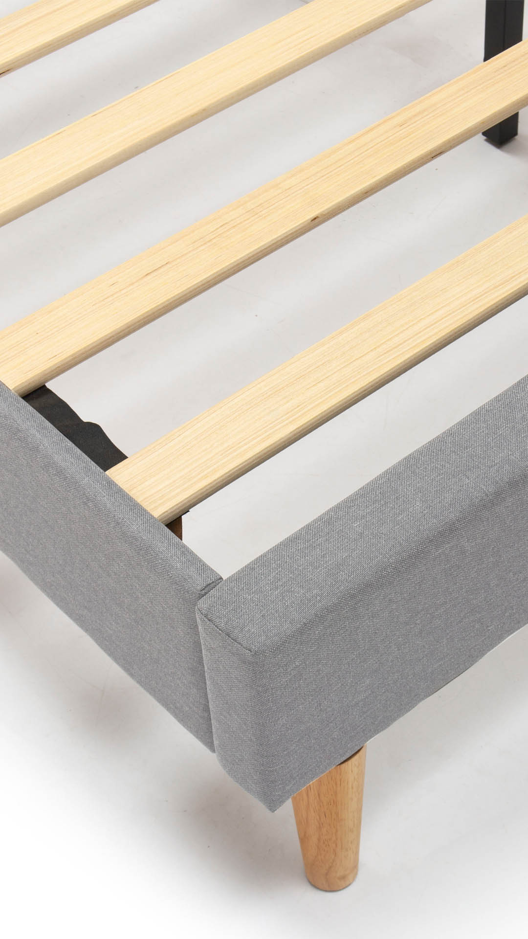 Cama tapizada con somier Rouse | Top Mueble