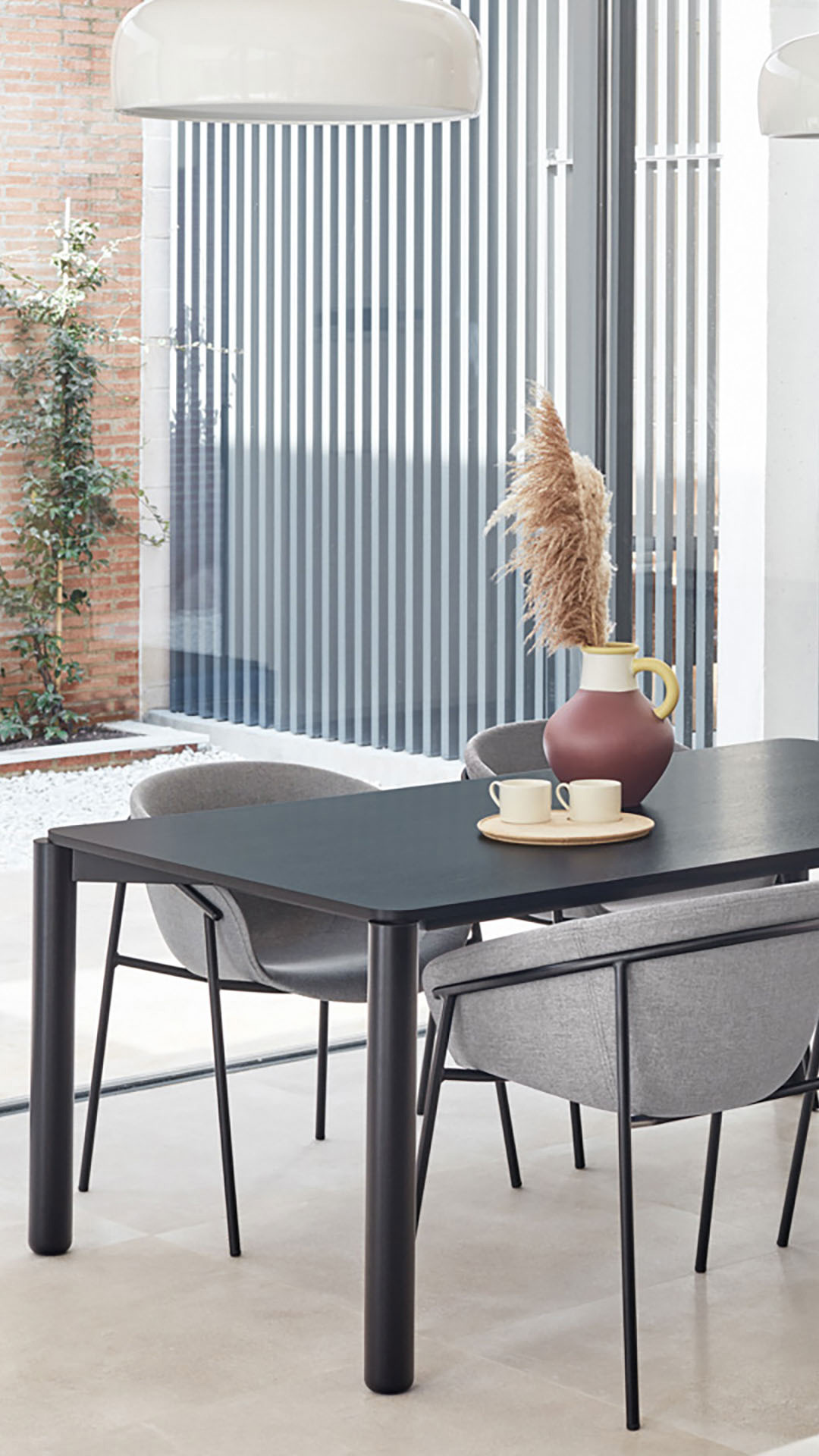 Mesa comedor 180 negra Atlas | Top Mueble